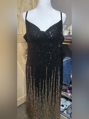 Good times Black Sequin Strapless Evening Dress with Gold Fringe Size 3 XL GLAM